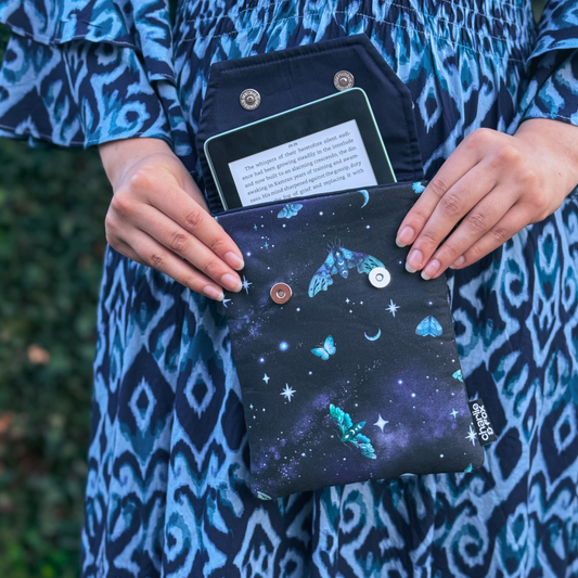 Night Sky padded e-reader sleeve