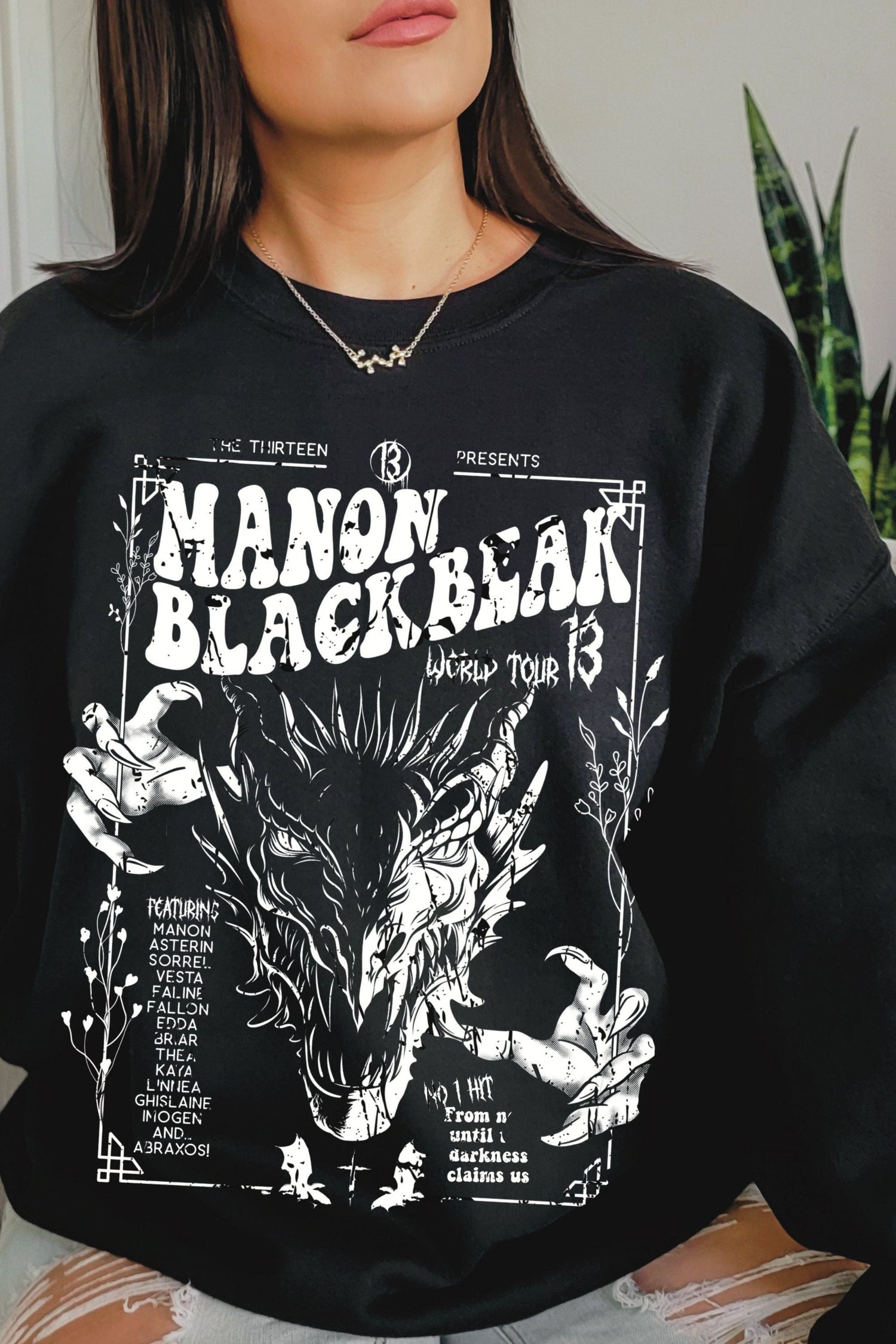 Manon Blackbeak Sweatshirt - Caffeineandcurses - Sarah J Maas