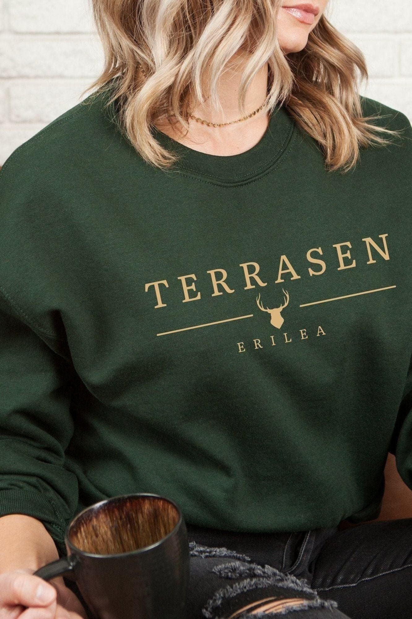 Terrasen Sweatshirt - Caffeineandcurses - Sarah J Maas