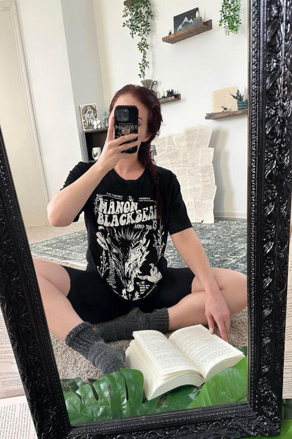 Manon Blackbeak T-Shirt | Throne of Glass Merch