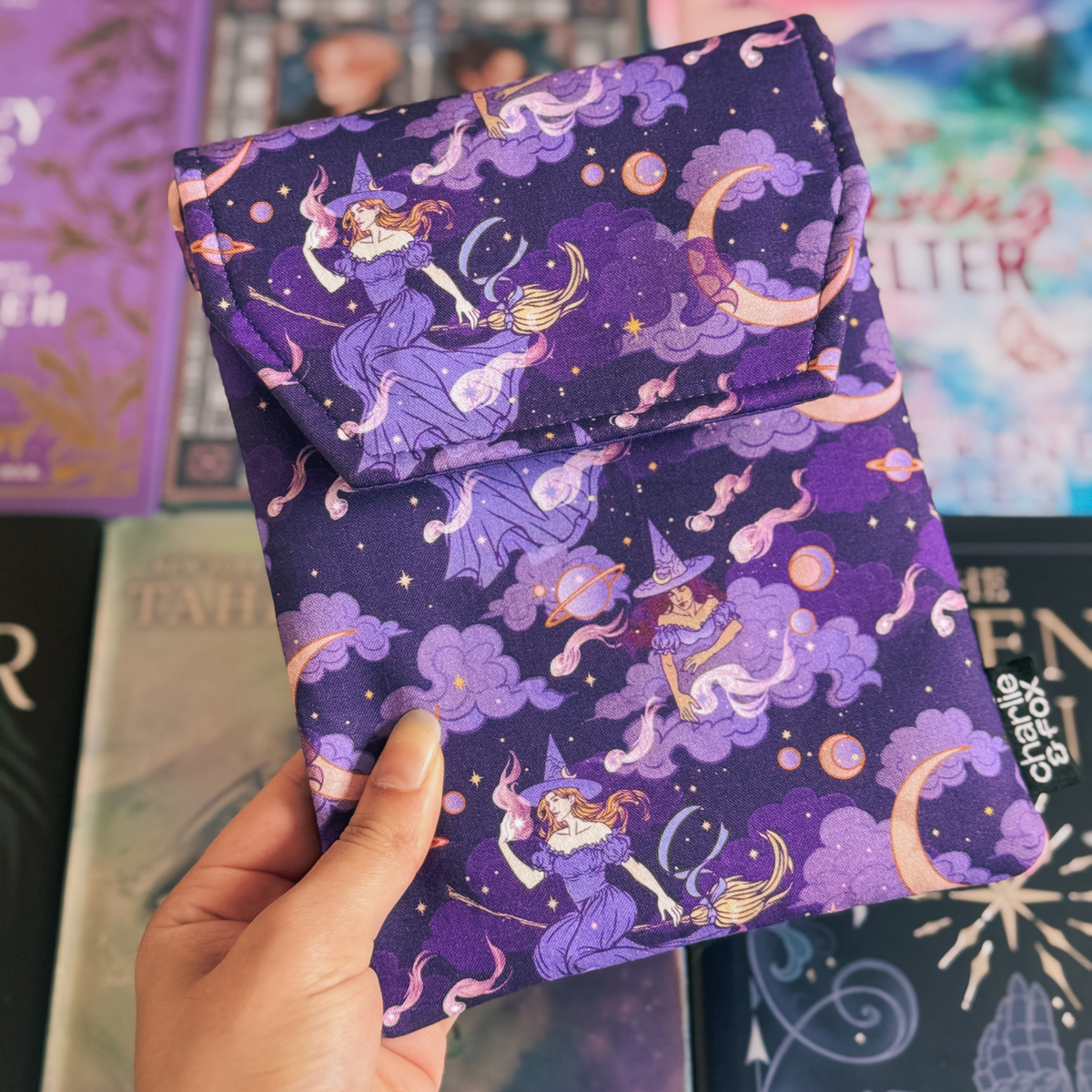 Bewitched padded e-reader sleeve