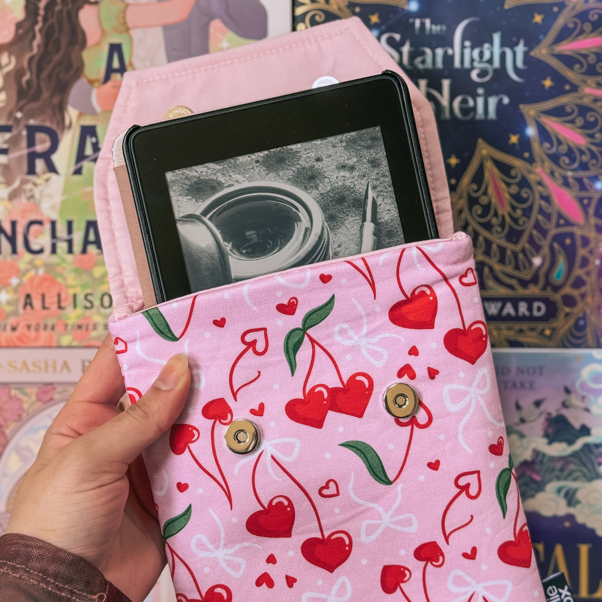 Cherry Hearts padded e-reader sleeve