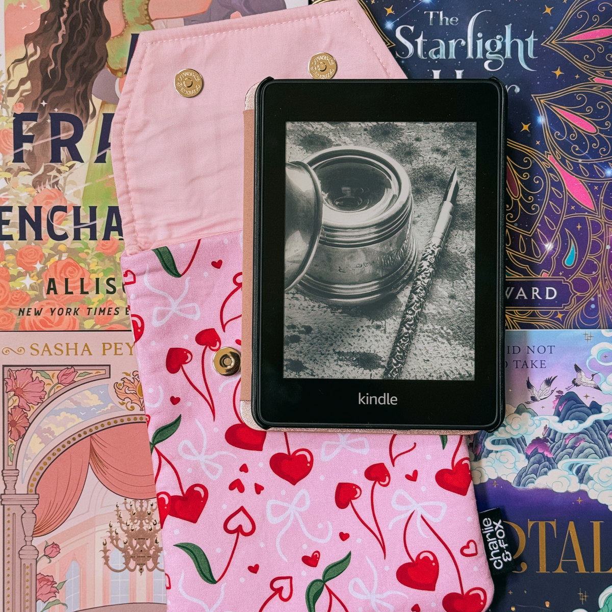 Cherry Hearts padded e-reader sleeve