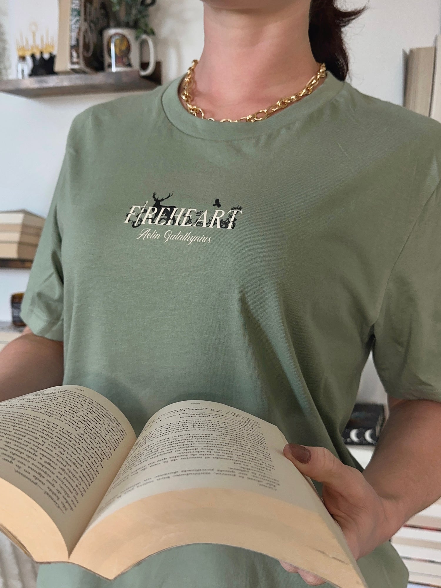 Fireheart T-Shirt - Throne of Glass Merch