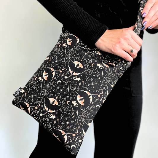 Fourth Wing crossbody sleeve - Rebecca Yarros