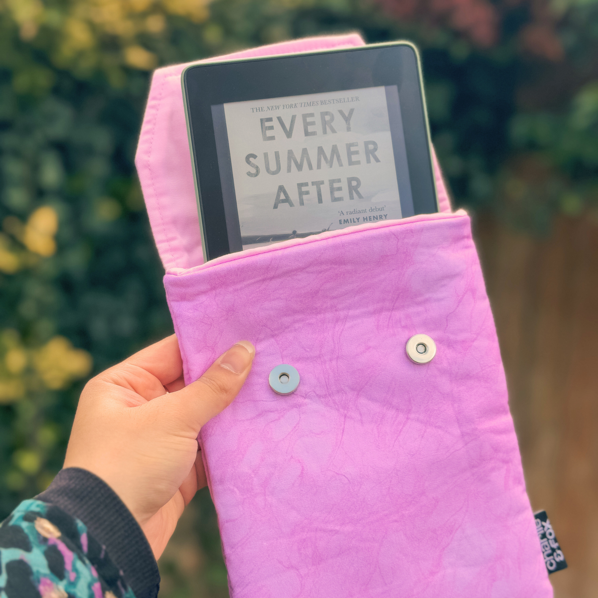 Pink Lemonade padded e-reader sleeve