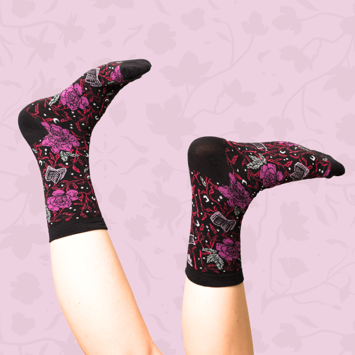 Romantasy socks