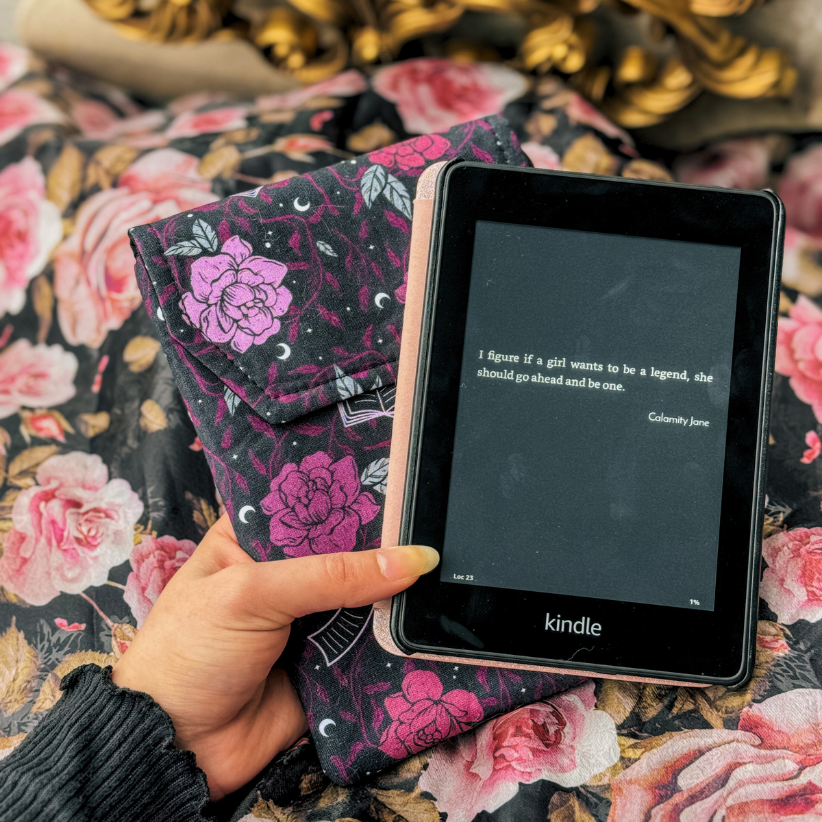 Romantasy padded e-reader sleeve