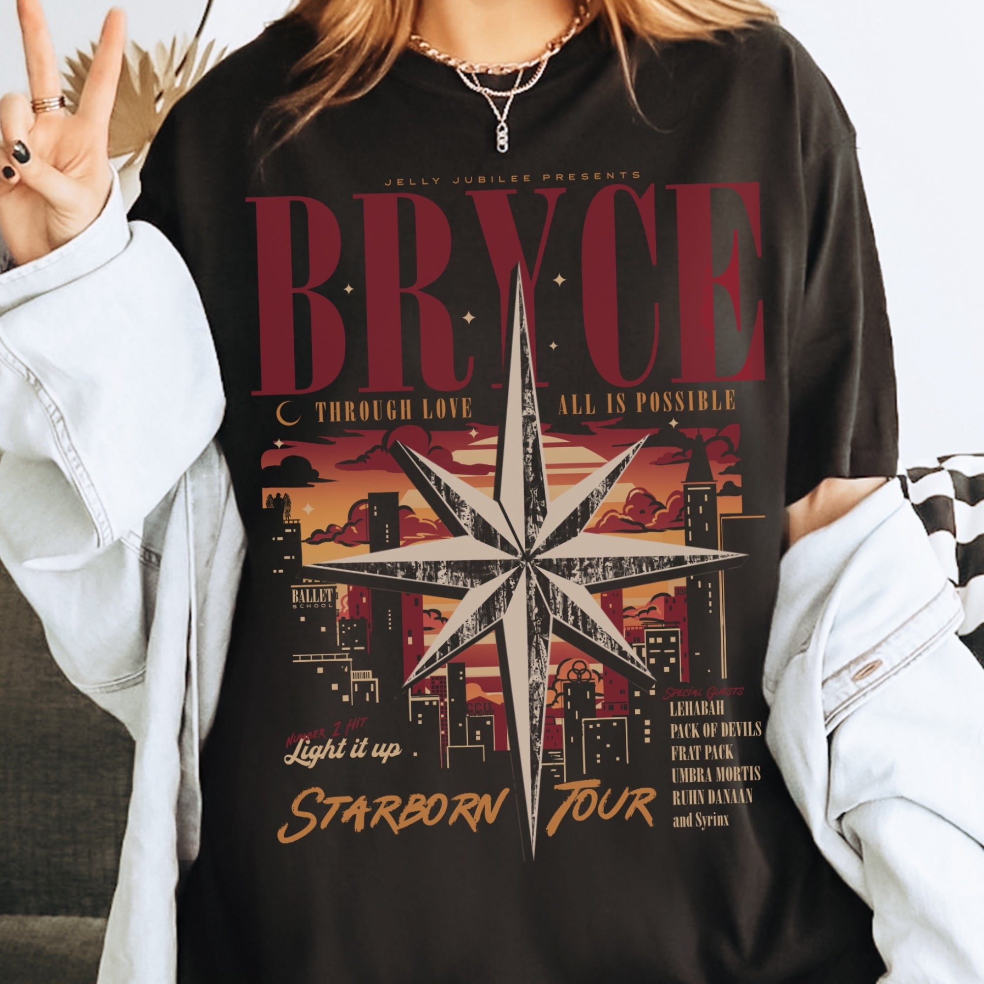 CRESCENT シャツ Bryce Quinlan Shirt | Crescent City Merch | Sarah J. Maas