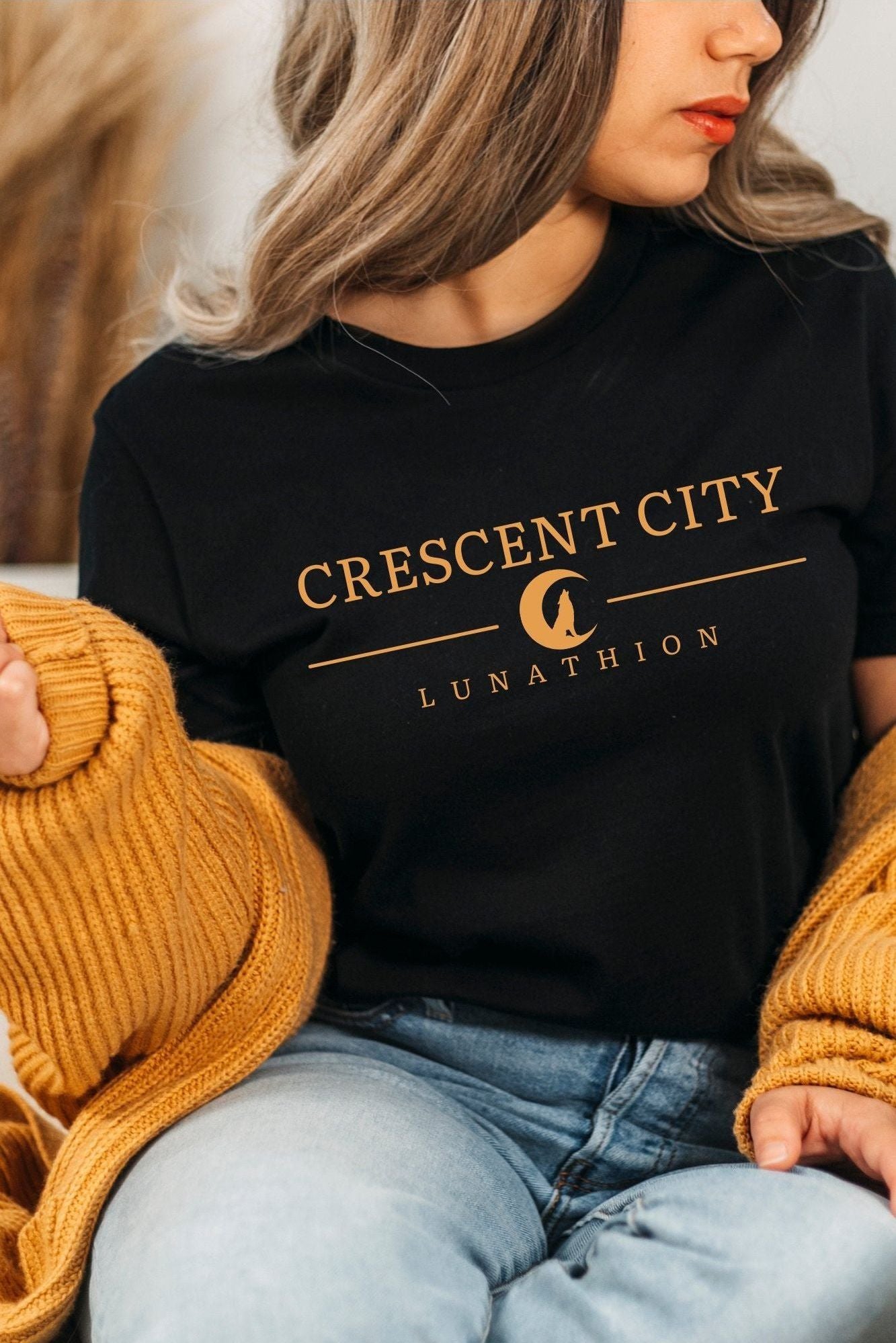 Crescent City T - Shirt - Caffeineandcurses - Sarah J Maas